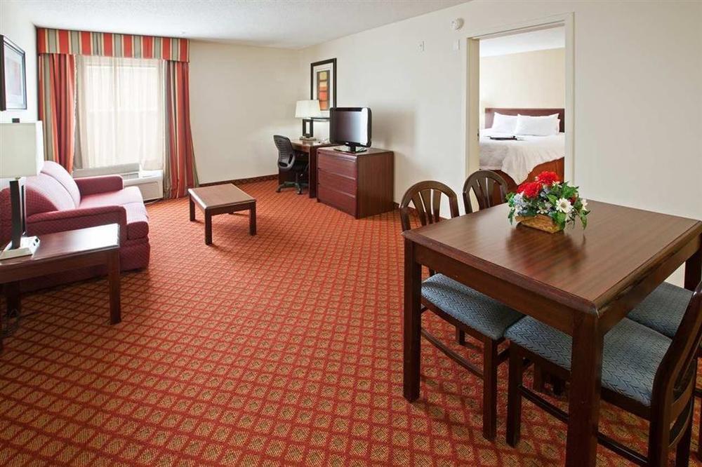 Hampton Inn Marysville Room photo